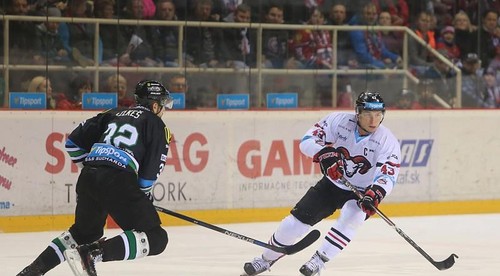 HC ‘05 iClinic Banská Bystrica  HC Nové Zámky