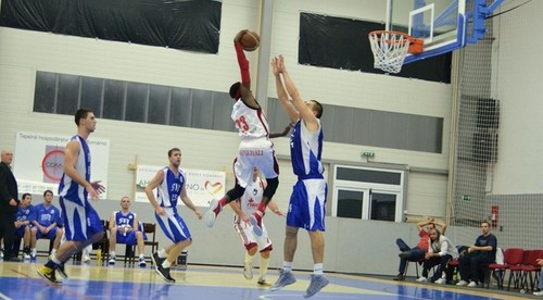 Obuvníci z Komárna nedali Spišiakom šancu ani v jednej štvrtine