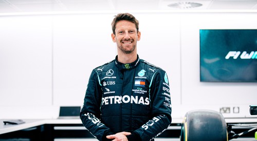 Grosjean po hrozivej nehode opäť zasadne do monopostu F1. Šancu mu dá Mercedes