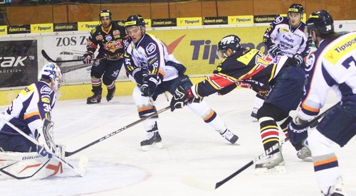 Dnes prvý zápas Petra Mikulu na zvolenskej striedačke