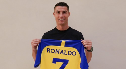 Ronaldo porušil sľub a robí kariérny krok späť