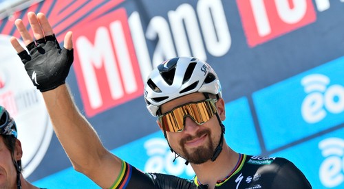 Sagan zapríčinil hromadný pád na pretekoch Miláno - Turín