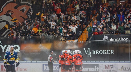 HK DUKLA Ingema Michalovce - HC 19 Humenné 7:2 v 11. kole Tipos extraligy