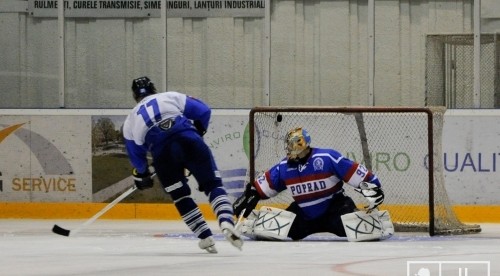 Z turnaja v Rumunsku: HSC Csíkszereda - HK Poprad 2:1 sn