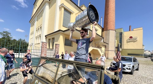 Na Slovensko tento rok nezavíta. Takto Stanley Cup oslavovali v Plzni