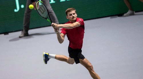 Davis Cup Finals: Dominantní Rusi, tesné výhry pre Belgicko a Kanadu