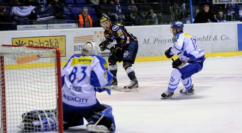 Stopercentní v domácej Steel Aréne, nad Popradom vedieme 2:0