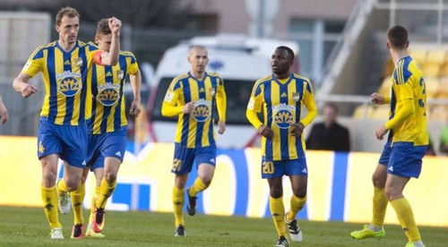 Skvelá Gešnábelova dvojminútovka. Esá na ruke mal napokon DAC