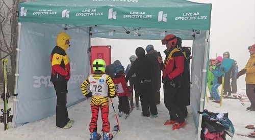 Zlé počasie nevadilo. Bratislavská lyžiarska séria dospela do finále