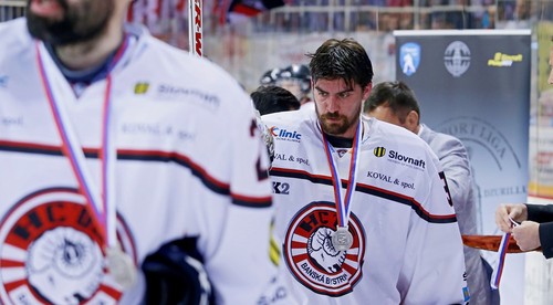Hrdina majstrovskej B.Bystrice odchádza za exotickým hokejom