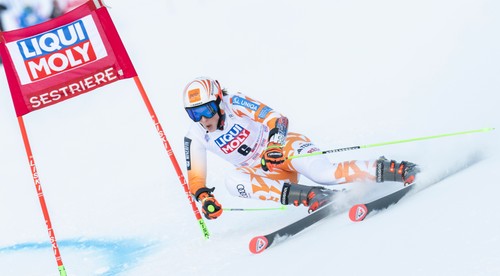 Vlhová získala skvelé 3. miesto v obrovskom slalome v Sestriere, víťazkou Bassinová