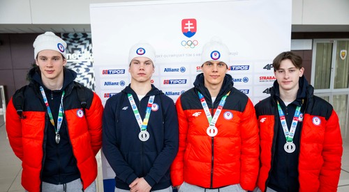 Striebro z EYOF hokejistov už teší. Po finále panovalo sklamanie