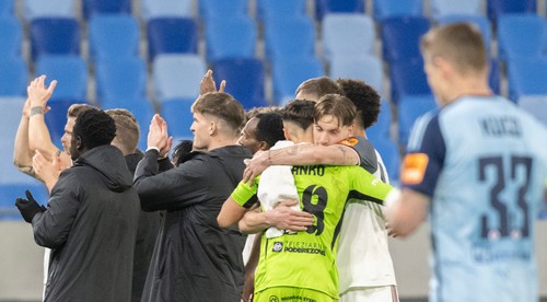 Štvrťfinále Slovnaft Cupu: ŠK Slovan Bratislava - FK Železiarne Podbrezová 1:3
