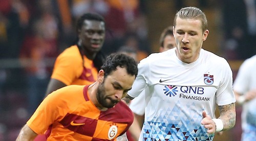 To sa dá? Kucka strelil gól Galatasarayu od polovice ihriska