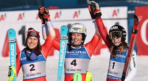 Majsterkou sveta v slalome Rastová, Shiffrinová až piata