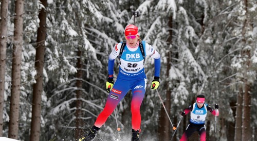 Kuzminová si odstrelila zlato! Po štyroch chybách na strelnici skončila druhá