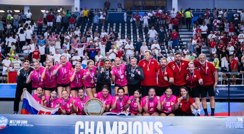 Mladé hádzanárky vybojovali pre Slovensko historické zlato