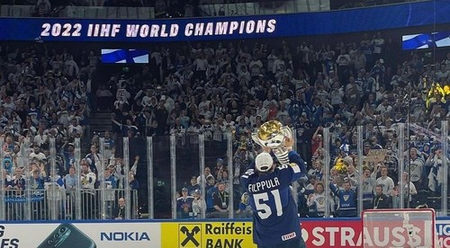 Valtteri Filppula novým členom Triple Gold Clubu