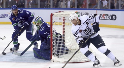 Aj v Pekingu triumf Los Angeles nad Vancouverom