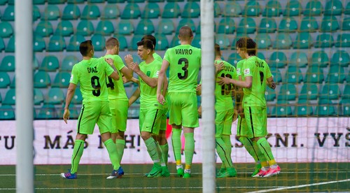 Zlaté Moravce zaskočili lídra. Ale iba v úvode...Žilina hrá svoju ligu