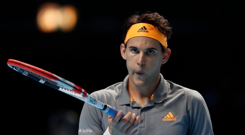 Turnaj majstrov ATP: Thiem prekvapil Federera, premiéra Poláška neúspešná