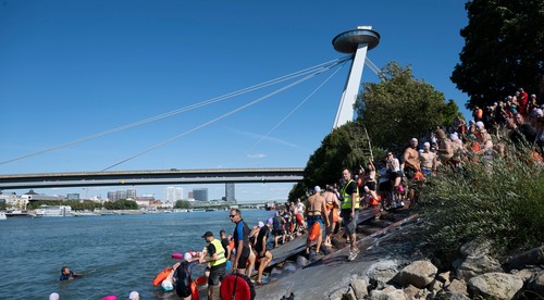 Plávanie v Dunaji je skvelé. Trans Danube Swim má za sebou 12. ročník