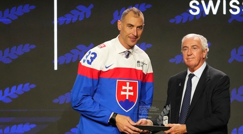 Reakcie na uvedenie Cháru do siene slávy IIHF, Crosby: Radšej by som hral s ním ako proti nemu