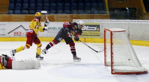 Pred derby sme na prvom mieste