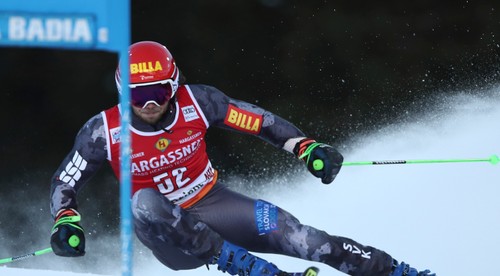 Šokujúci obrovský slalom v Alta Badii. Andreasovi ušlo 2. kolo o stotinu sekundy!
