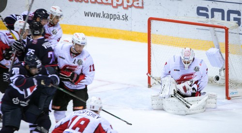 Slovan v Omsku bez bodov. Avangard strelil o štyri góly viac