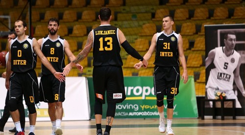 Inter pohodlne s bodmi z Handlovej. Zvíťazil v každej štvrtine