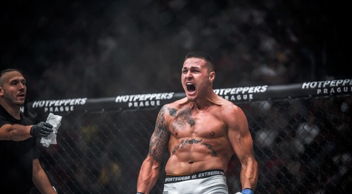 Roztrhlo sa s nimi vrece! Ďalší zápasník Oktagonu nastúpi v UFC!