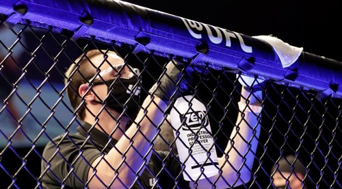 Proti prúdu! UFC chce divákov bez obmedzení