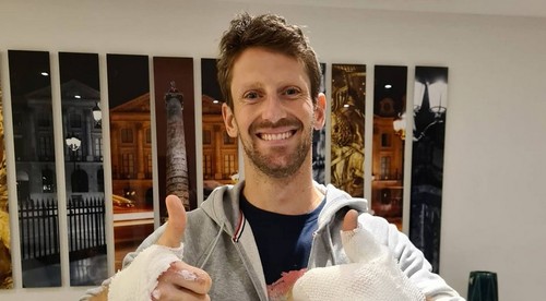 Grosjean ukázal popáleniny. Vzhľadom na nehodu, banalita