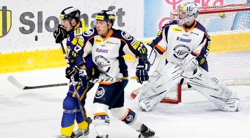 ŠHK 37 Piešťany - HC Košice