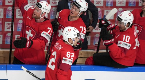 MS v hokeji 2023, 7. hrací deň: Švajčiarsko proti Slovensku s posilami z NHL