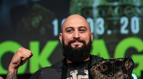 Sen o UFC Čechovi Martínkovi komplikovali úrady