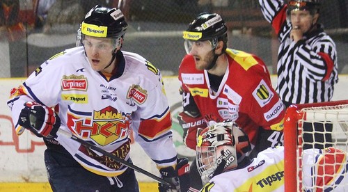 Derby rozhodli dva góly do prázdnej bránky