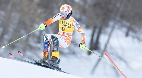 Vlhová tretia aj v slalome, víťazkou v Sestriere šťastná Holdenerová