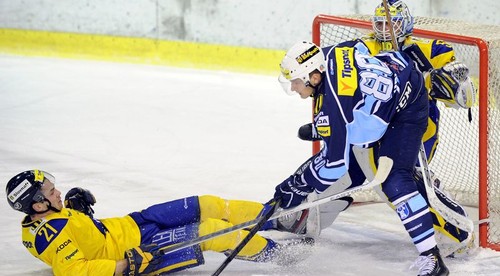 ŠHK 37 Piešťany - HK Nitra