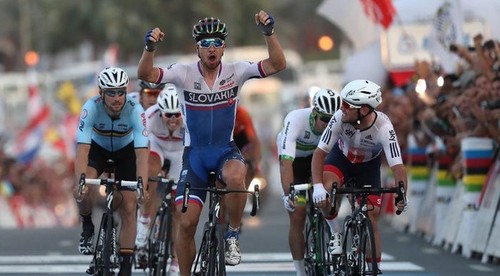 Peter Sagan dokázal jedinečnosť. Je opäť majstrom sveta!