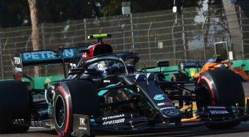 VC Emilia Romagna: Mercedes dominoval v kvalifikácii. Výborný výkon Gaslyho
