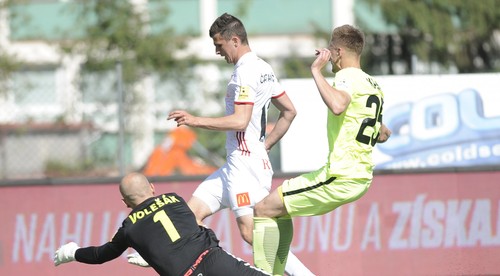 Žilina si udržala štvrtú priečku. Obrat v Trenčíne dokonal kanonier Mráz