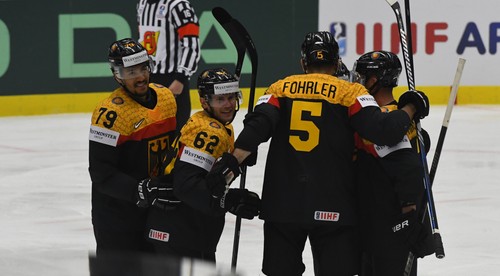 Nemecko opäť bližšie k štvrťfinále MS: nad Kazachstanom vyhralo 8:2