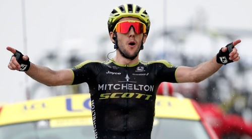 Yates víťazom kráľovskej pyrenejskej etapy, Alaphilippe stále v žltom
