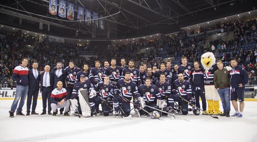 Slovan chce pokračovať v KHL. Hráčom však stále dlhuje peniaze