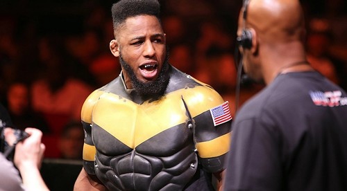 Samozvaný MMA superhrdina si privyrábal predajom drog