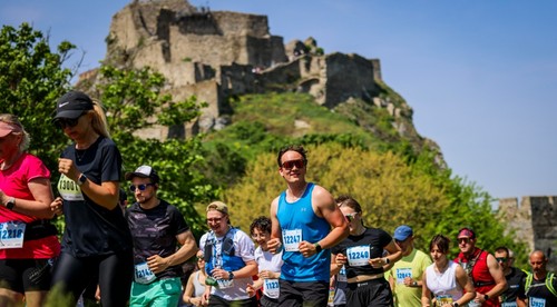 Šiesta sezóna Behaj lesmi prináša tajomnú a temnú novinku