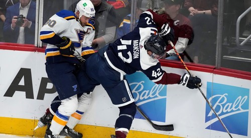 Dve derby série a šláger v Denveri. Začalo konferenčné semifinále NHL