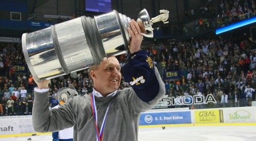 Pavol Zůbek očakáva ťažkú sériu, svojim zverencom želá efektívnejšiu koncovku